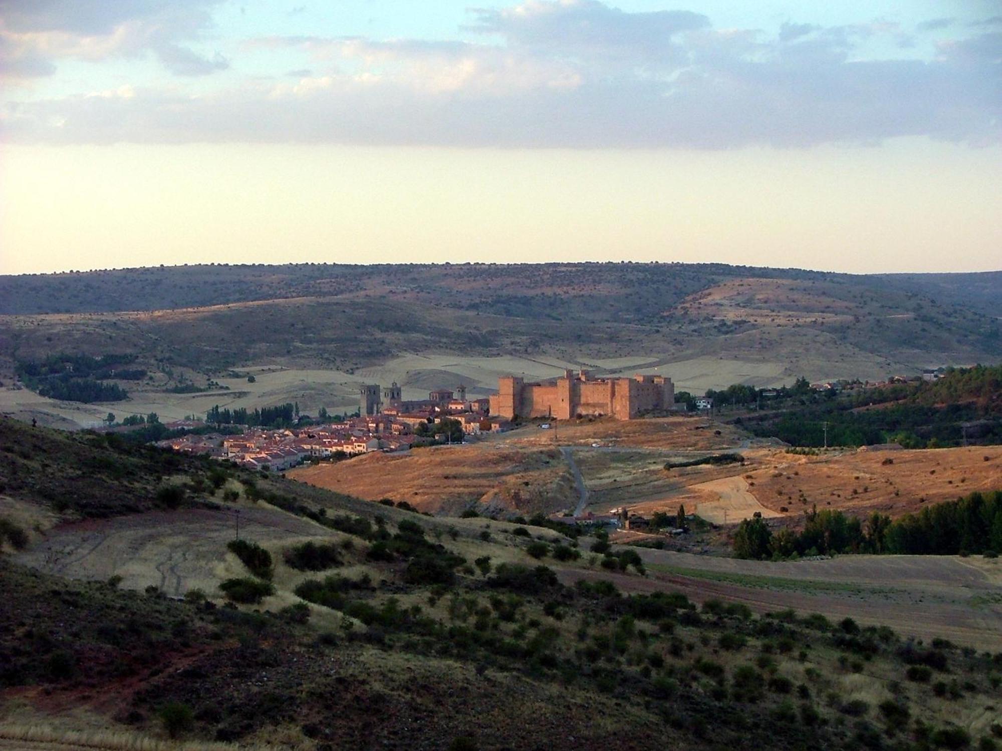 La Casona De Lucia Pension Siguenza Buitenkant foto